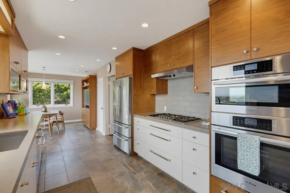 https://cdn.realtyfeed.com/cdn/127/260023116/43cdff145aca3a12e344afecc3ab432a.webp