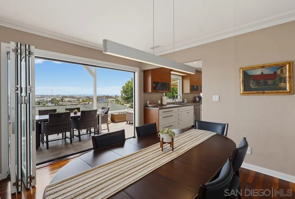 https://cdn.realtyfeed.com/cdn/127/260023116/86fc0c7eb65c6505ef62aa6e4286116f.webp