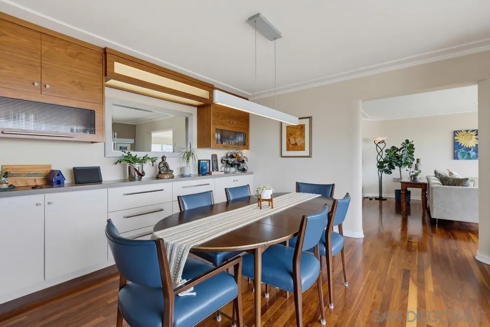 https://cdn.realtyfeed.com/cdn/127/260023116/c82a6e5108c3fe1410d19dc767b37212.webp