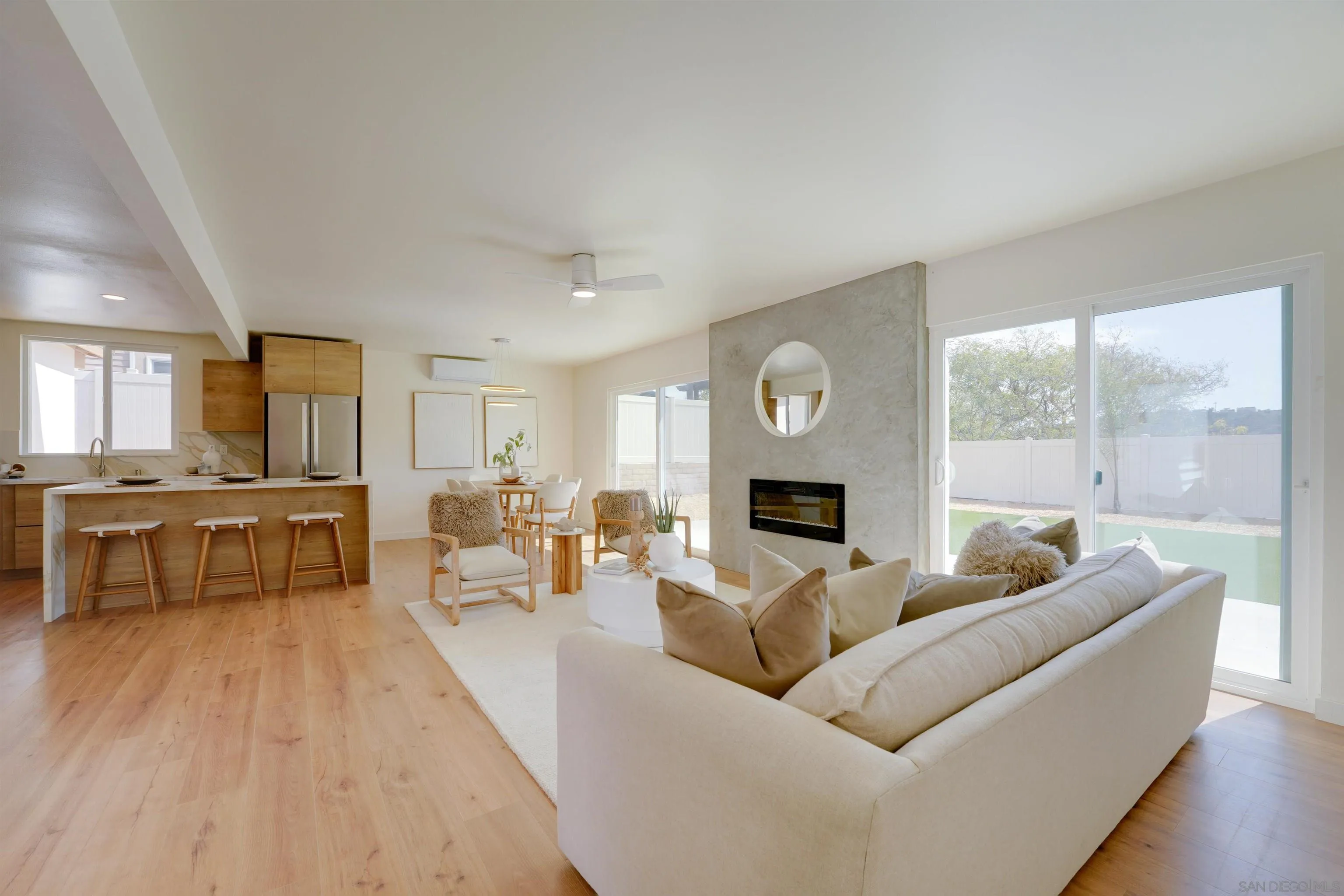 https://cdn.realtyfeed.com/cdn/127/260023123/13336e0c5f86d380787370bb41297e0c.webp