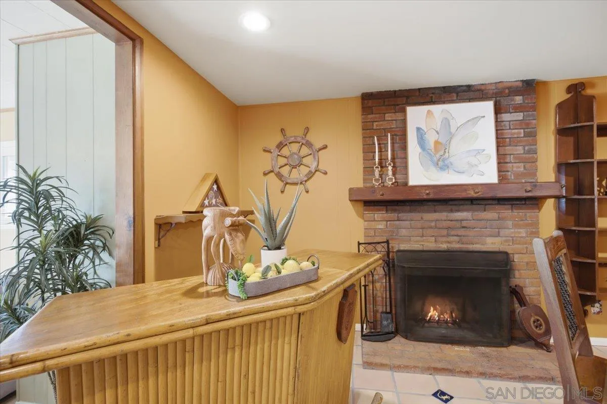 https://cdn.realtyfeed.com/cdn/127/260023127/1ad32b99b9320f3864f99e3f7e8ff56b.webp