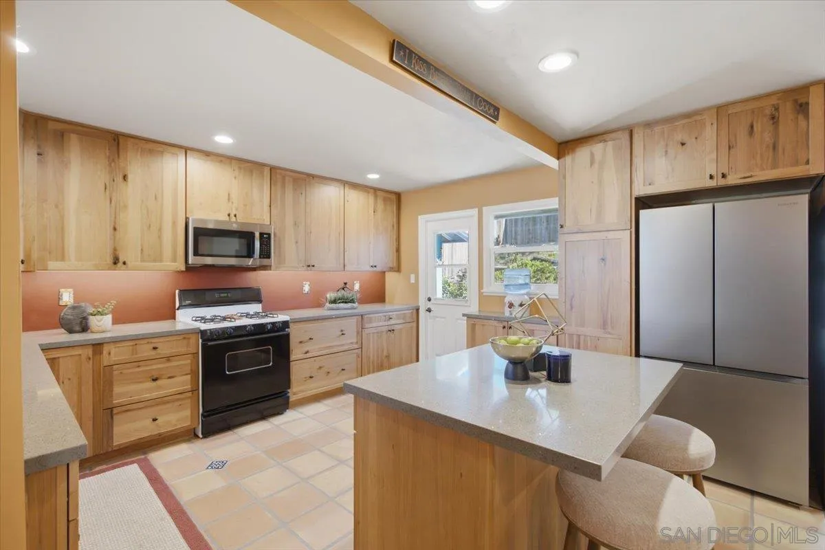 https://cdn.realtyfeed.com/cdn/127/260023127/27b4e672a16f961e395517583f4f8f48.webp