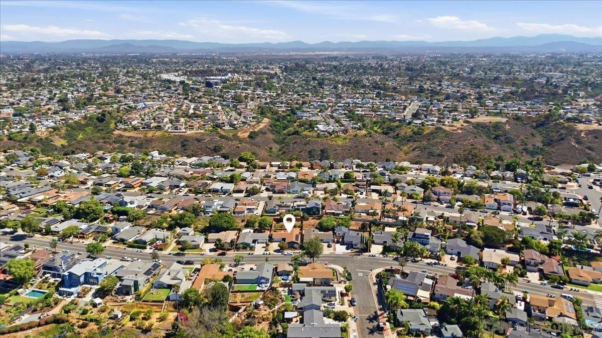 https://cdn.realtyfeed.com/cdn/127/260023127/9f19c3d3654c1b5df7e19d6b74cd30b2.webp