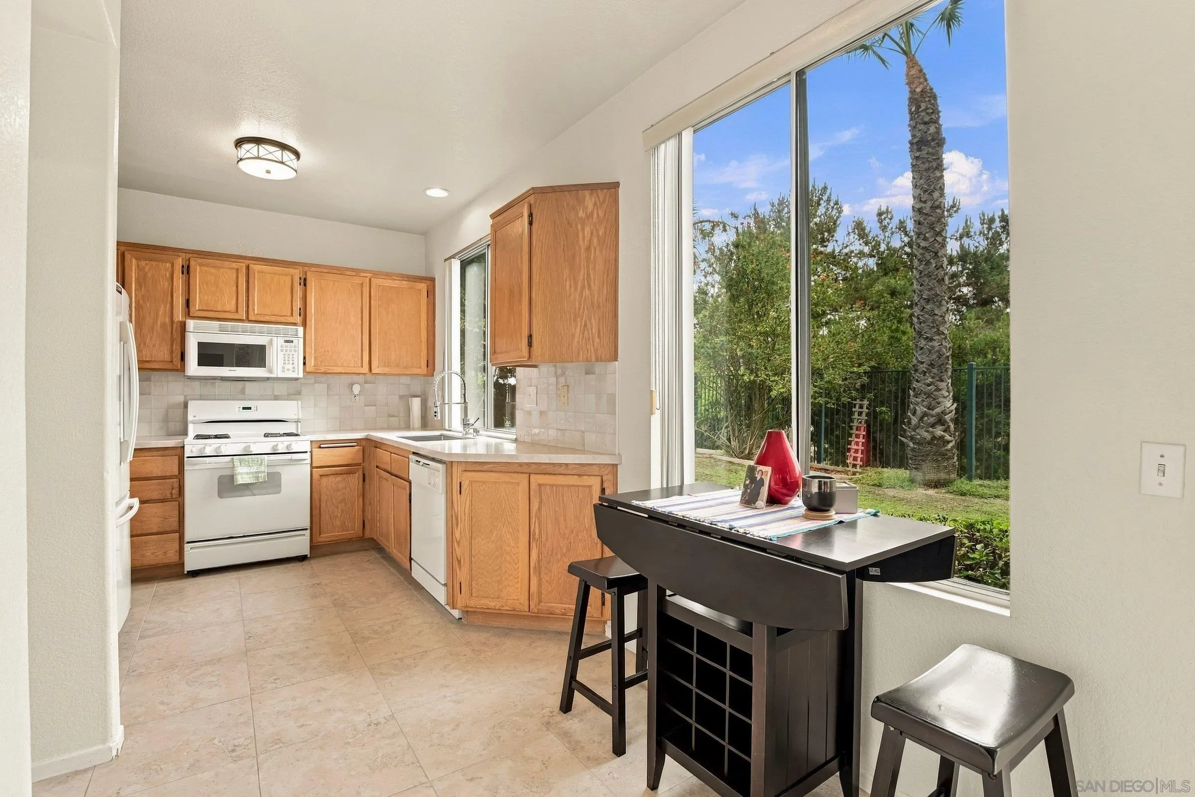 https://cdn.realtyfeed.com/cdn/127/260023128/58f0ceb8ab55e58352ad4f3f7ac5b6d5.webp