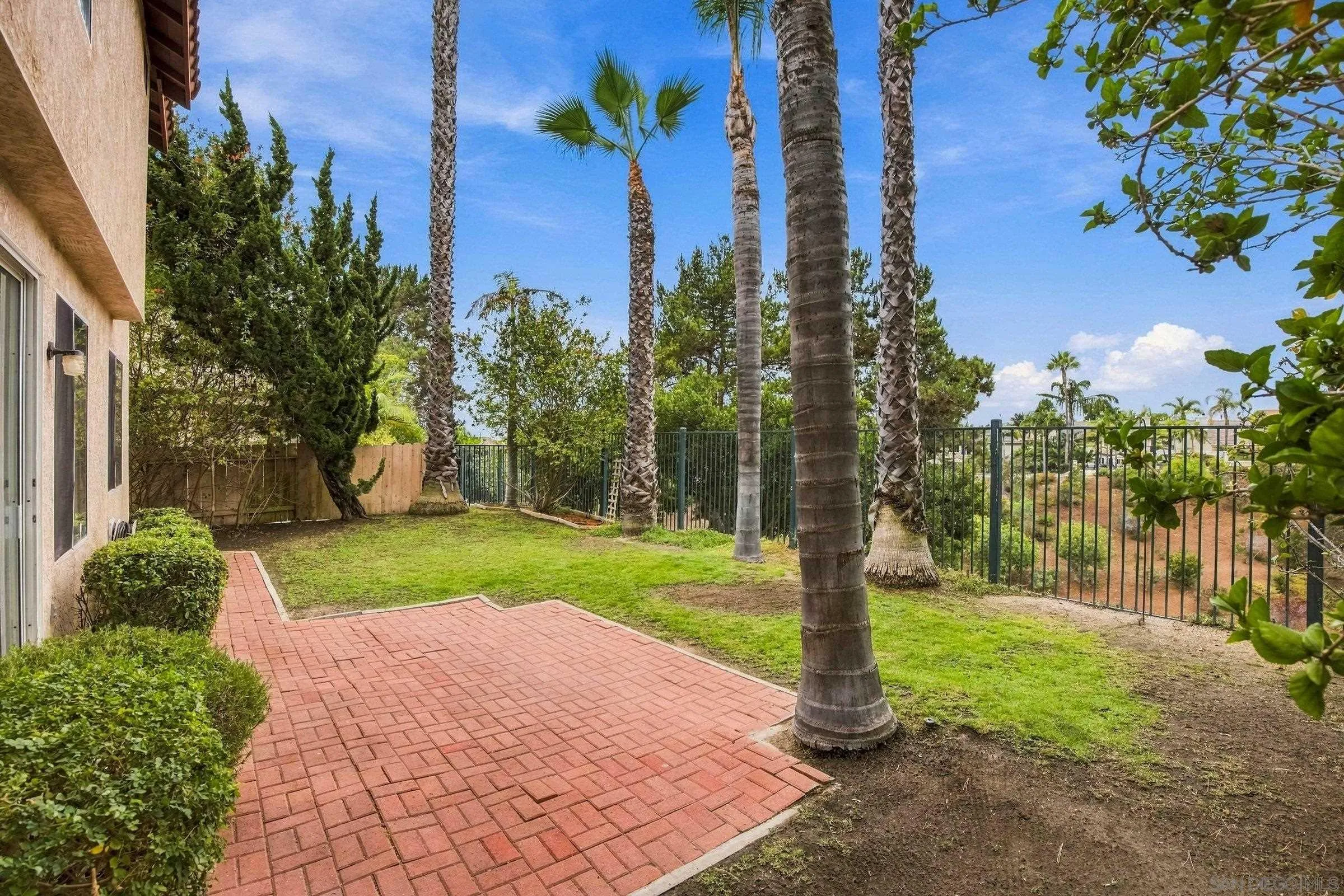 https://cdn.realtyfeed.com/cdn/127/260023128/a28e715178410ce1a5b8602a8fa8593b.webp