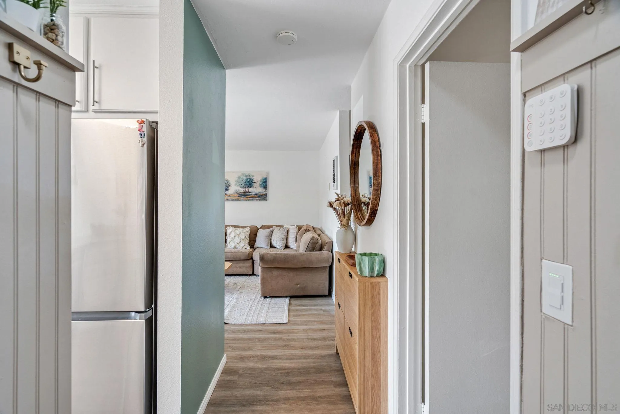 https://cdn.realtyfeed.com/cdn/127/260023134/b38bcceaaf139d1be198372a0b995133.webp