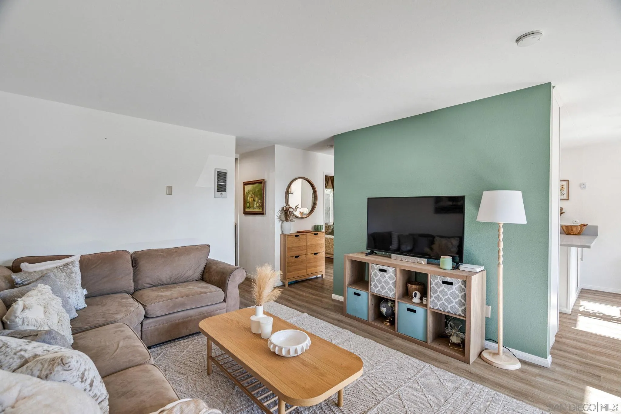 https://cdn.realtyfeed.com/cdn/127/260023134/bb46baabd10595985777f2f8539c132f.webp