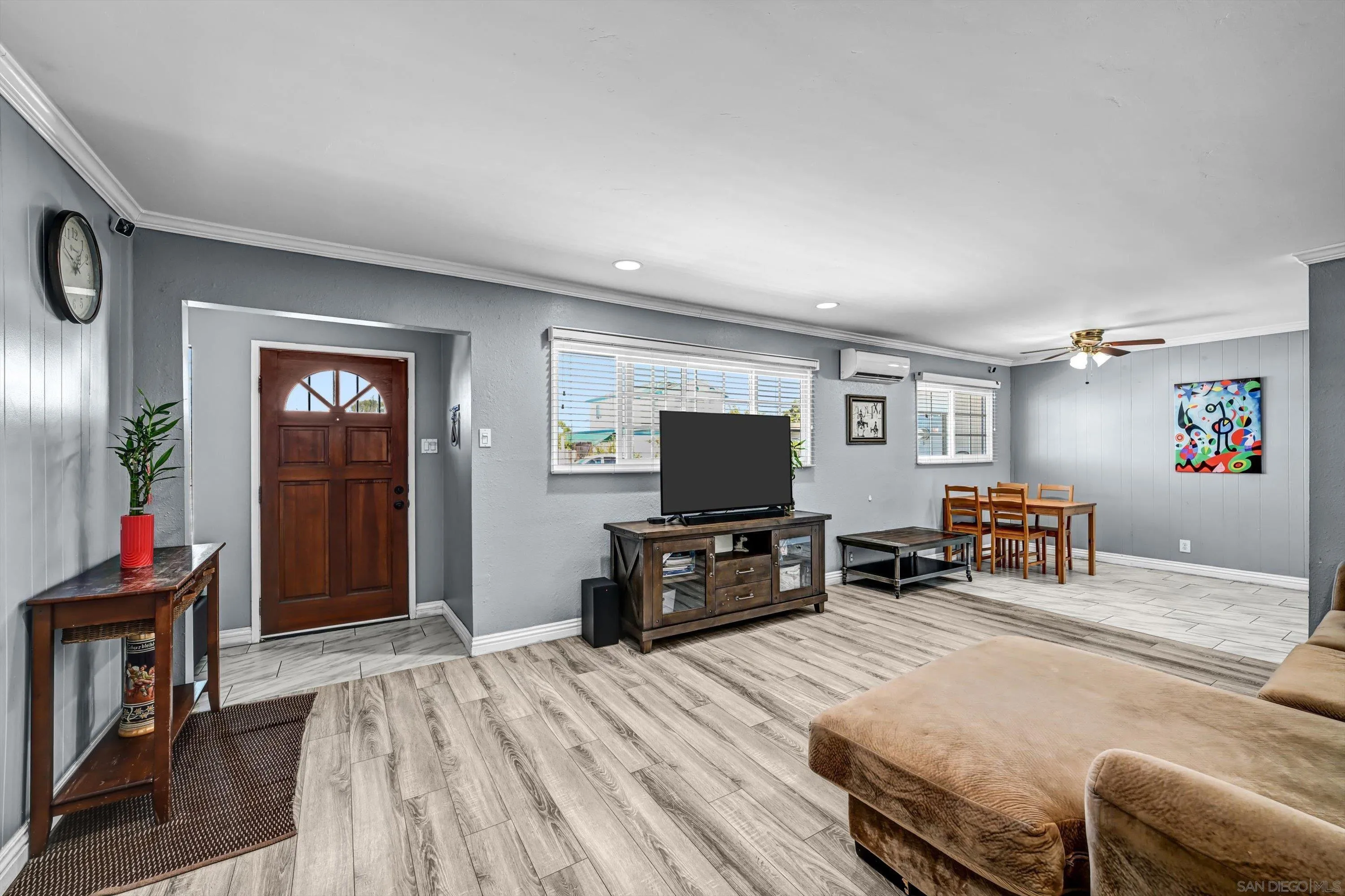 https://cdn.realtyfeed.com/cdn/127/260023135/94bfbeba947f13b94169c123c368e2b1.webp