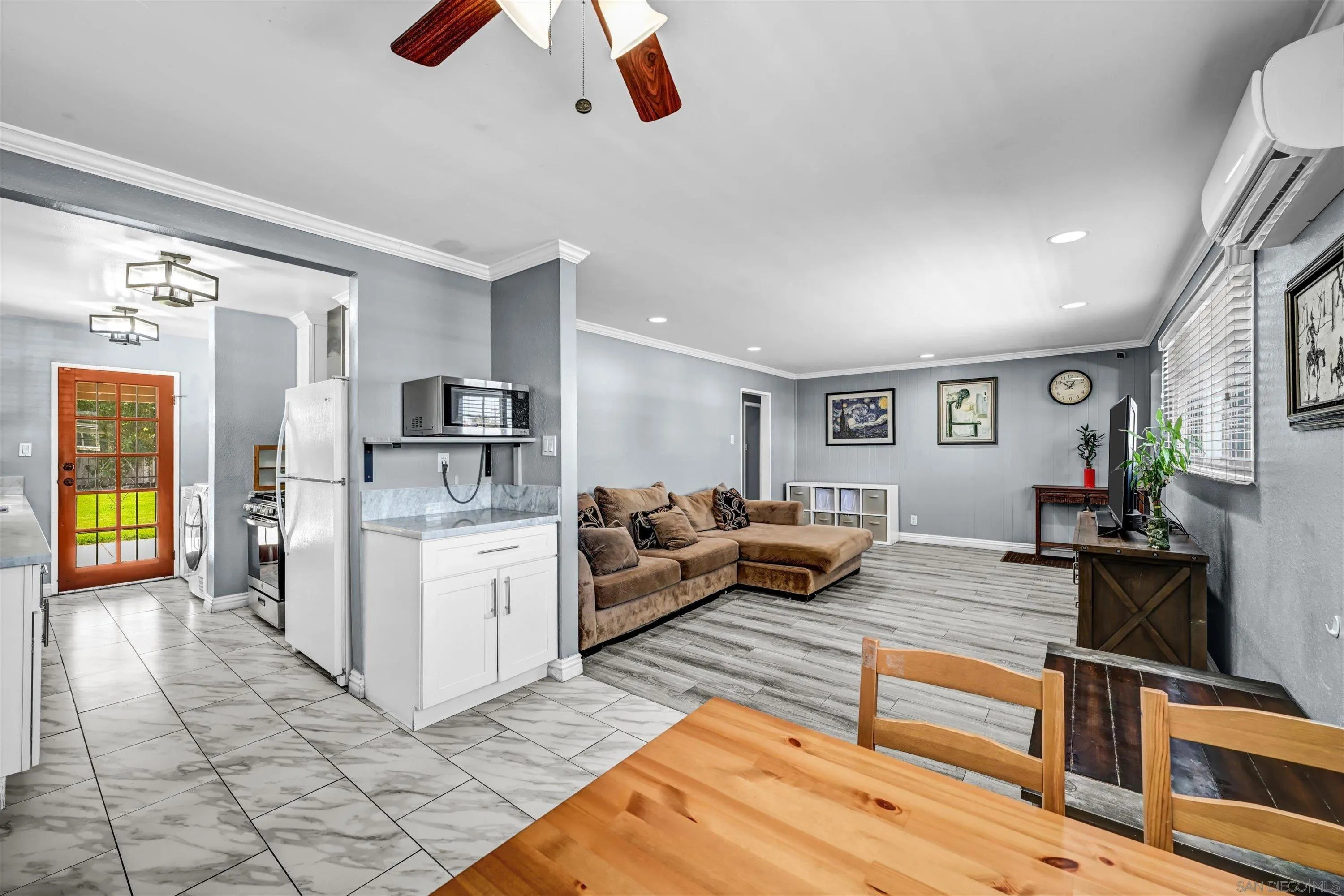 https://cdn.realtyfeed.com/cdn/127/260023135/ceed7ddcee2fd25e7e015dc1980c79b1.webp