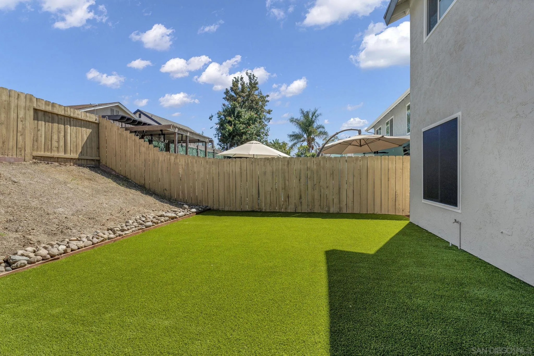 https://cdn.realtyfeed.com/cdn/127/260023138/220b92cecb612b7bb1d9c58e3fb8b002.webp