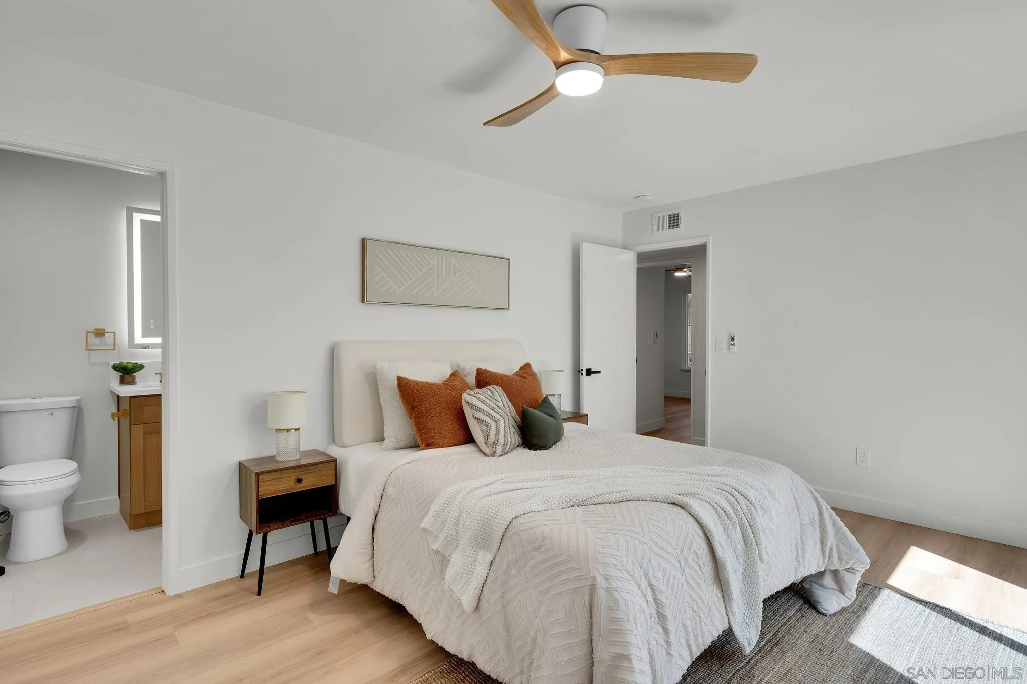 https://cdn.realtyfeed.com/cdn/127/260023138/fde9a4f6002d68e7185d55ef8df535c7.webp