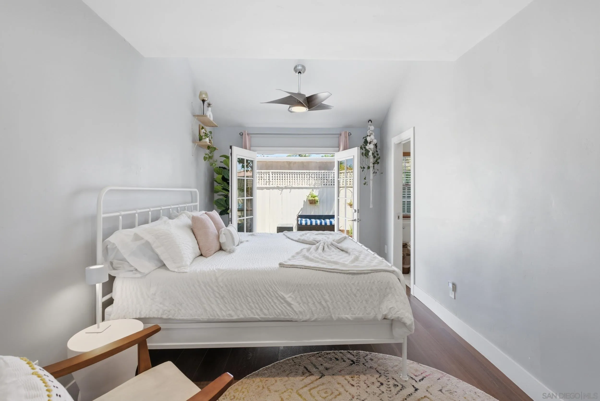 https://cdn.realtyfeed.com/cdn/127/260023142/358a6955db75bc98c8d3237db1e328d0.webp