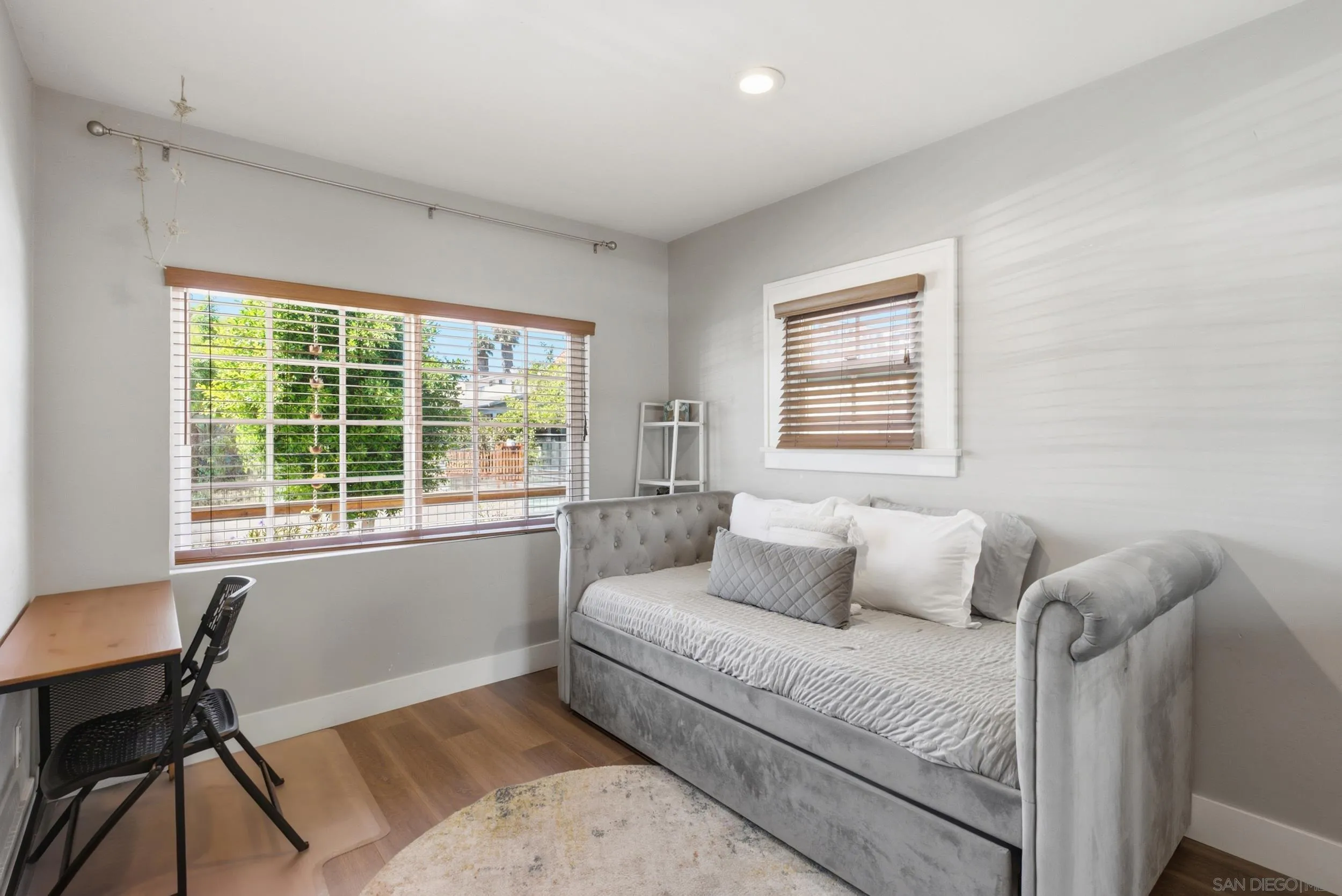 https://cdn.realtyfeed.com/cdn/127/260023142/a8d2349e7d69b25c4dcda582313c5d3a.webp