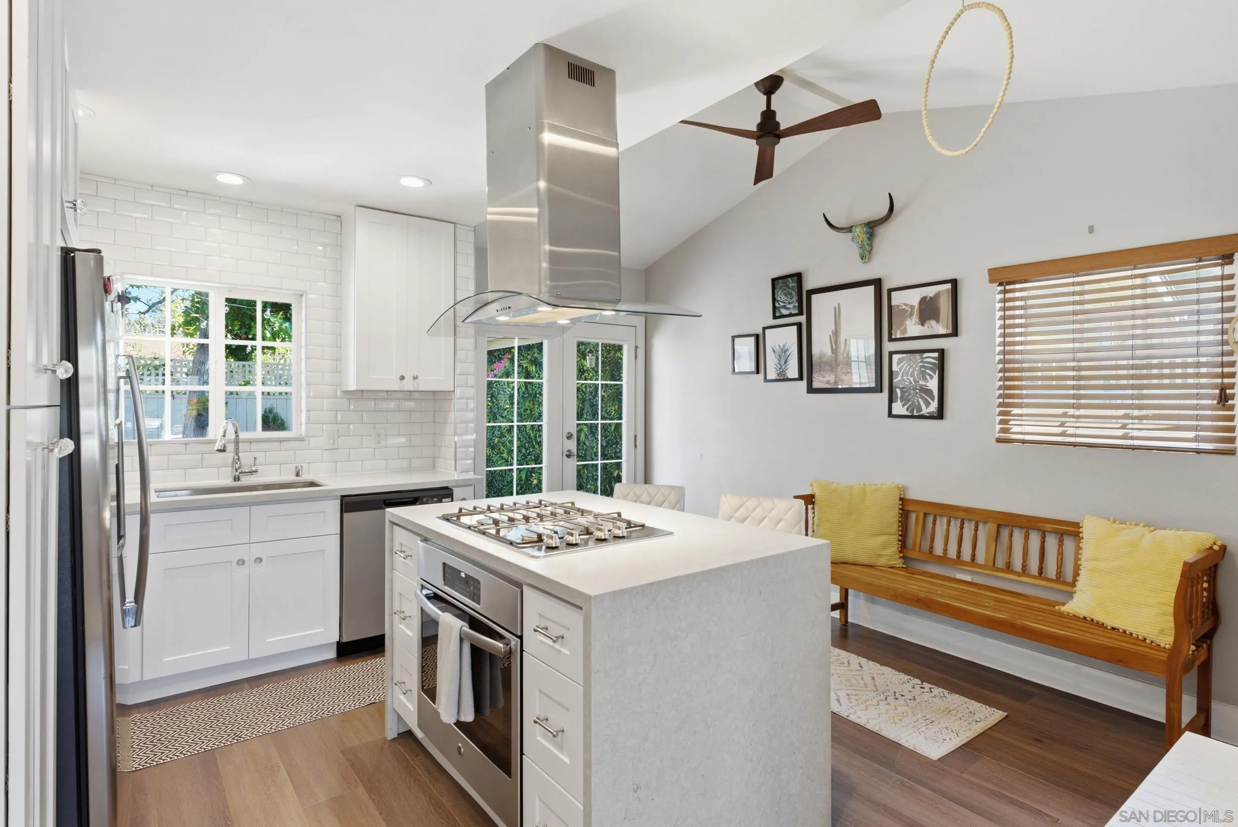 https://cdn.realtyfeed.com/cdn/127/260023142/d5d470f85b3f5ead1686385f323501c5.webp