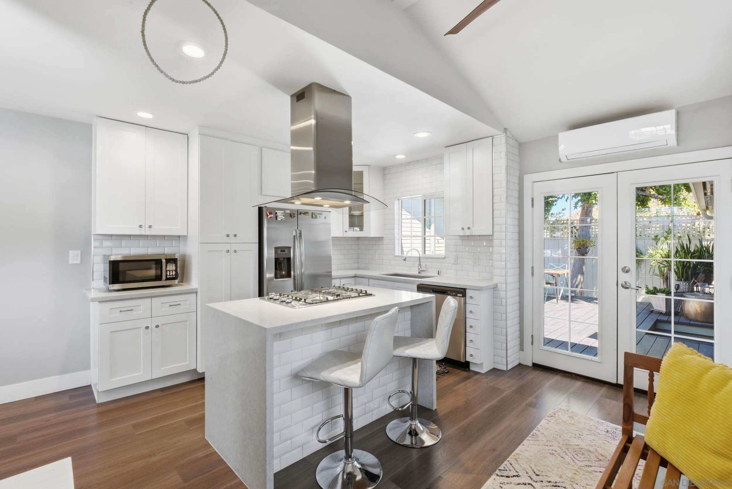 https://cdn.realtyfeed.com/cdn/127/260023142/f2d663070ae77ab7cff349520e511e3f.webp