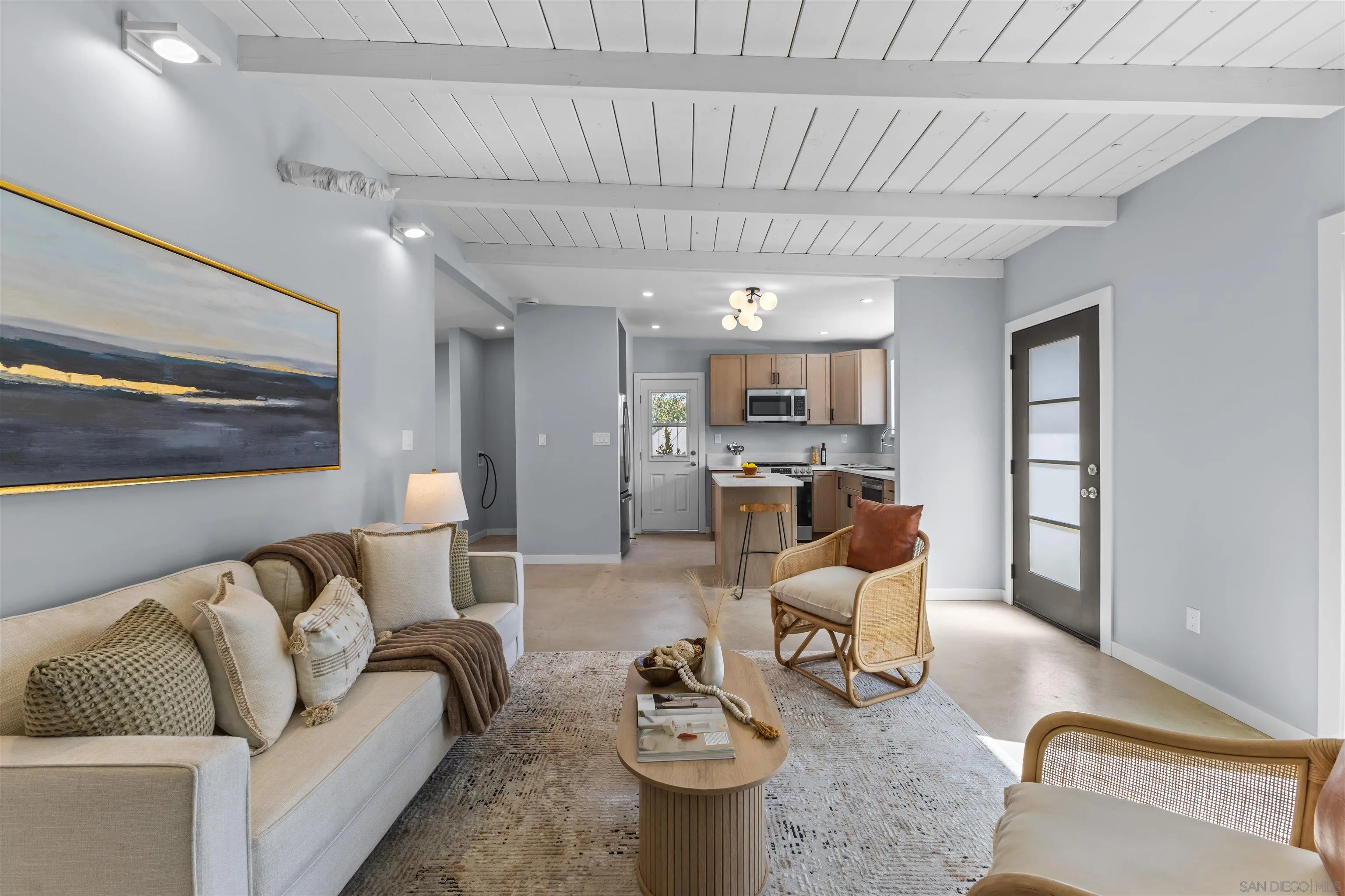 https://cdn.realtyfeed.com/cdn/127/260023143/0fbf462338d5e4029e18145f74733154.webp