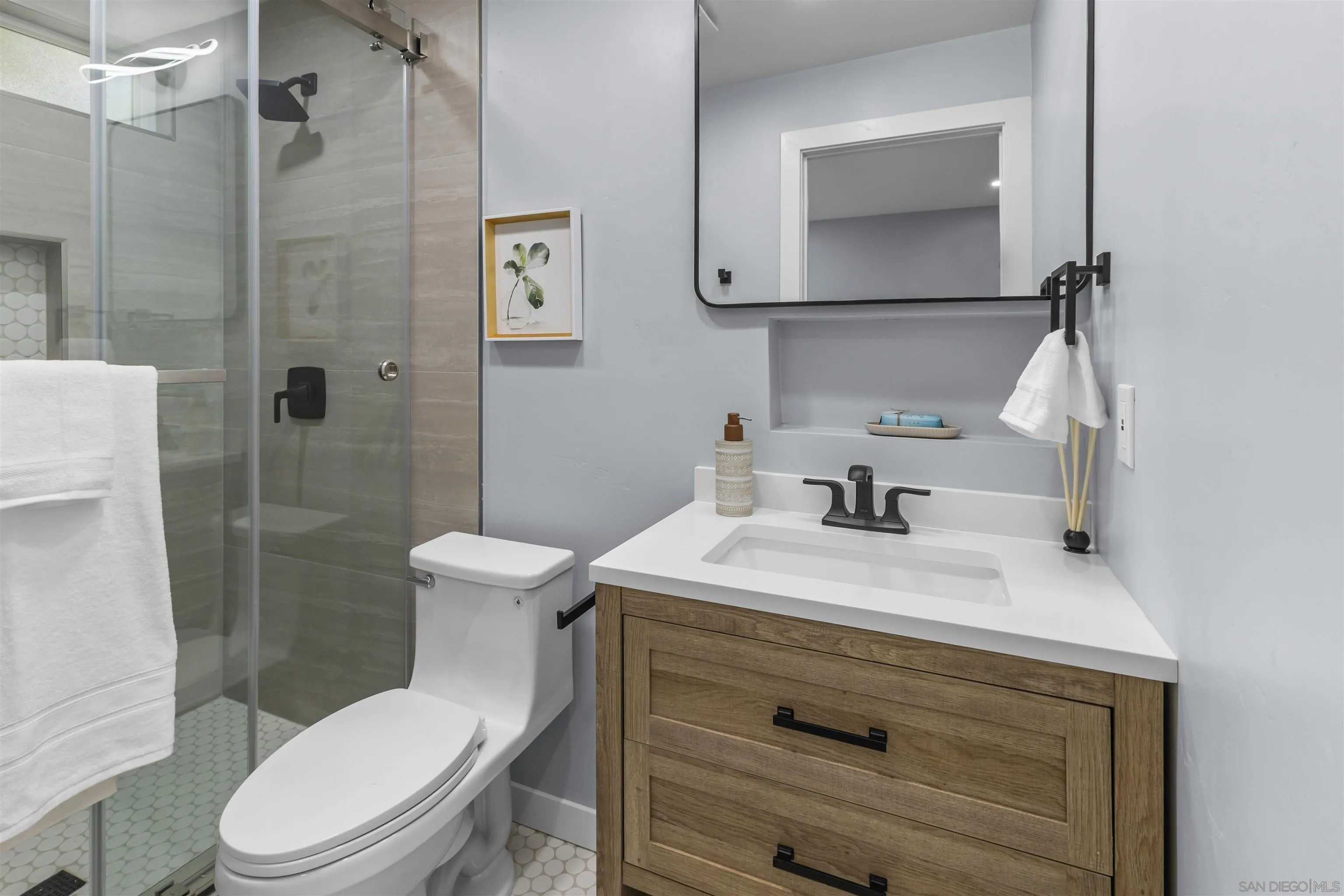 https://cdn.realtyfeed.com/cdn/127/260023143/ca25ef20c7fe910f197e14d4fd20010a.webp