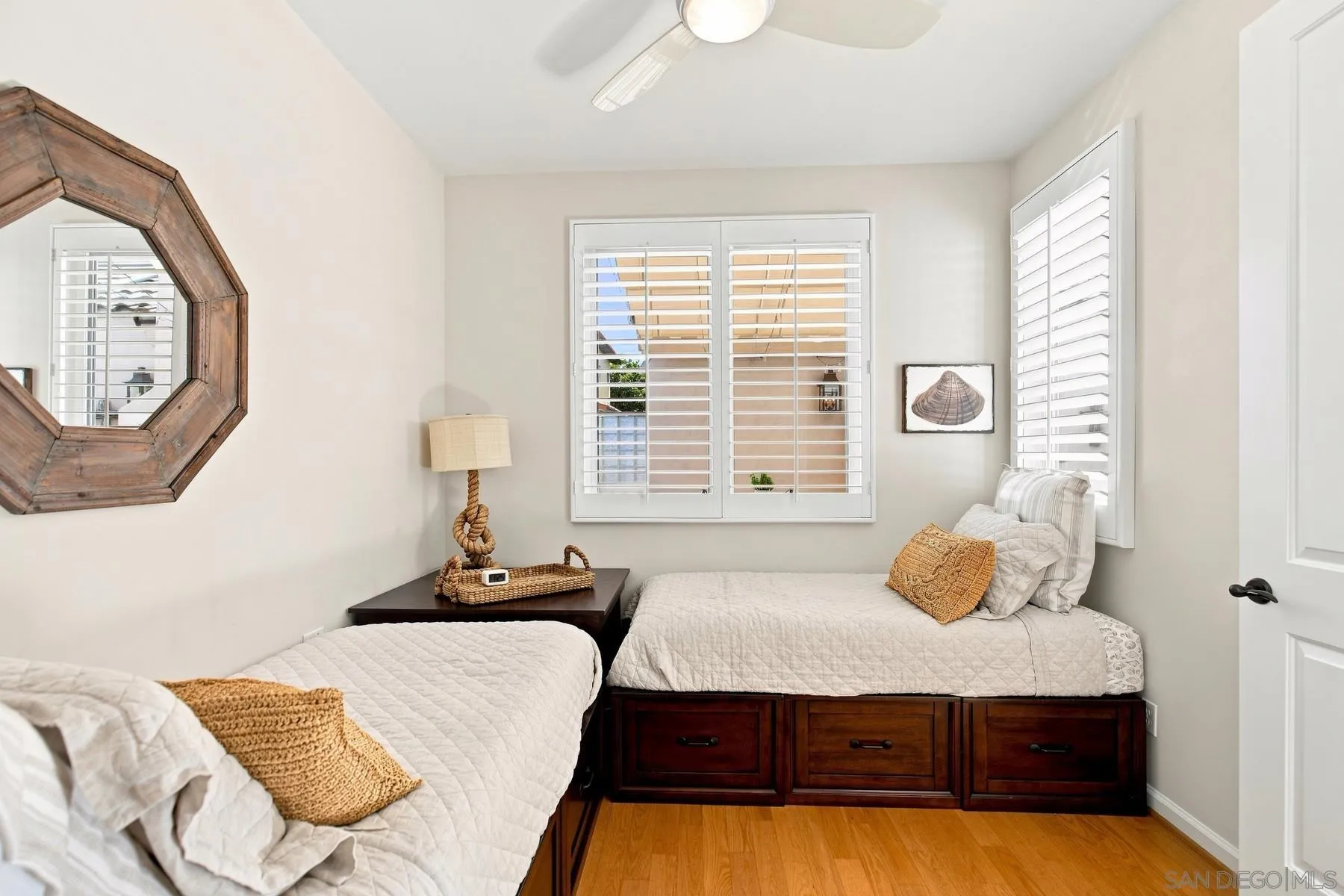 https://cdn.realtyfeed.com/cdn/127/260023153/1394f86b85d569ad1499daf197437b45.webp