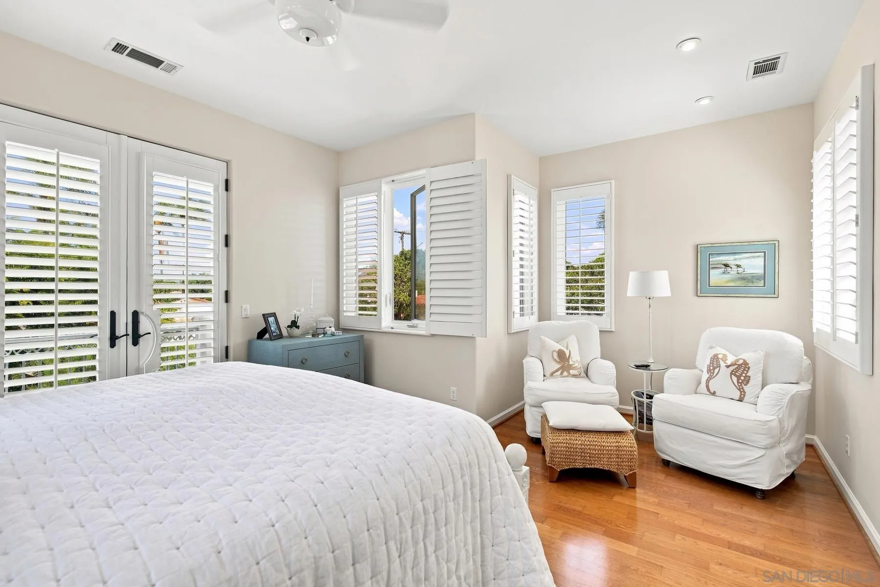 https://cdn.realtyfeed.com/cdn/127/260023153/200b099363bfeb52e3b7f5229fd8f999.webp