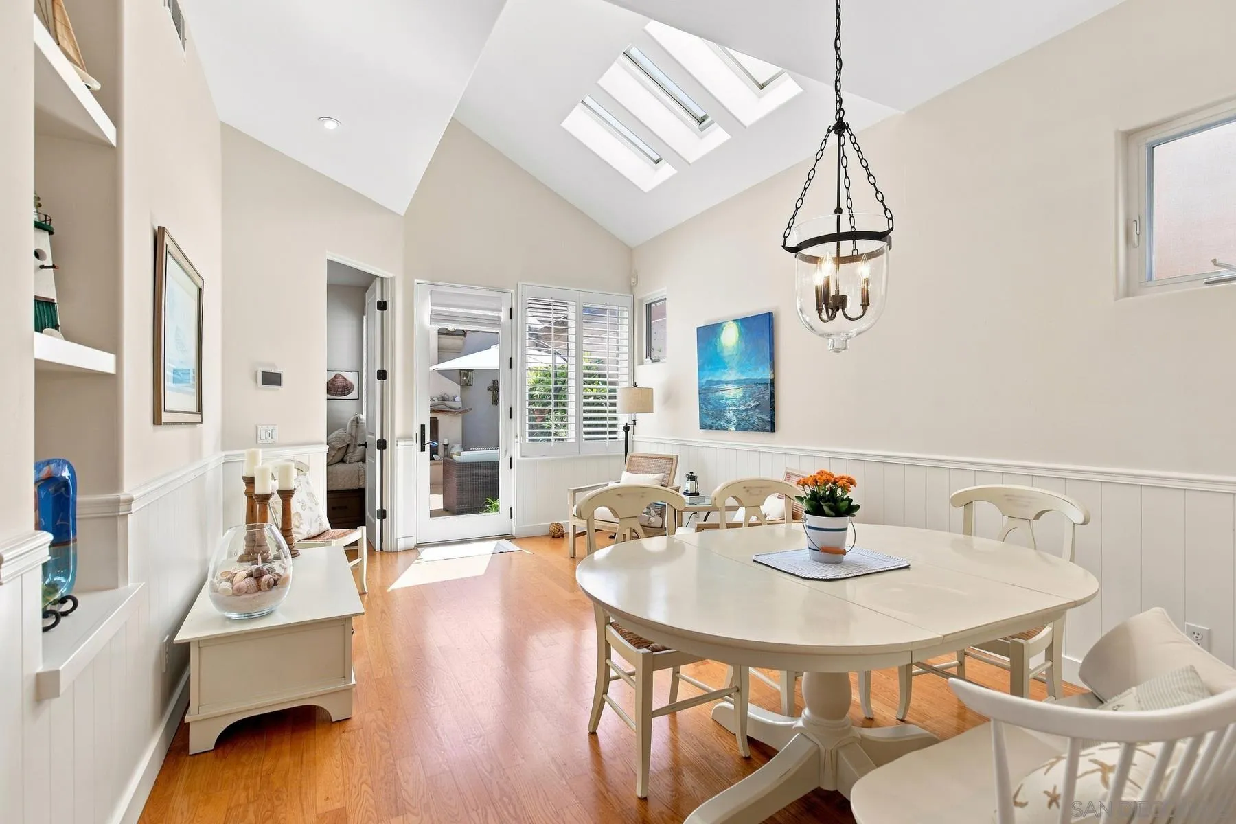 https://cdn.realtyfeed.com/cdn/127/260023153/ee938f5dfb2ea694a34bd342734dc96c.webp