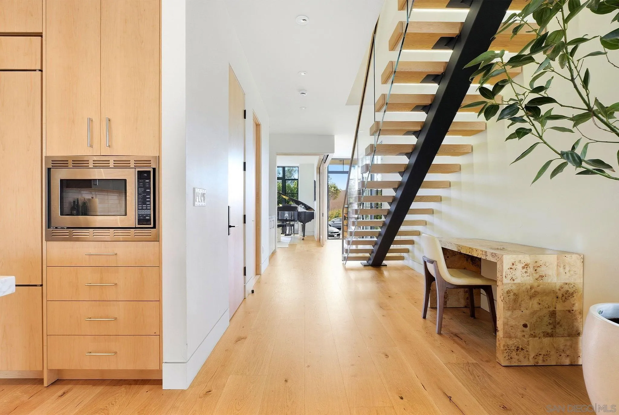 https://cdn.realtyfeed.com/cdn/127/260023156/6daefcbaf3e6b7b4d90021aef1e3bc2e.webp