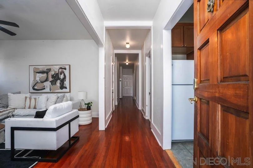 https://cdn.realtyfeed.com/cdn/127/260023159/0382d08584a4d9b48769bc48a2a6c82d.webp