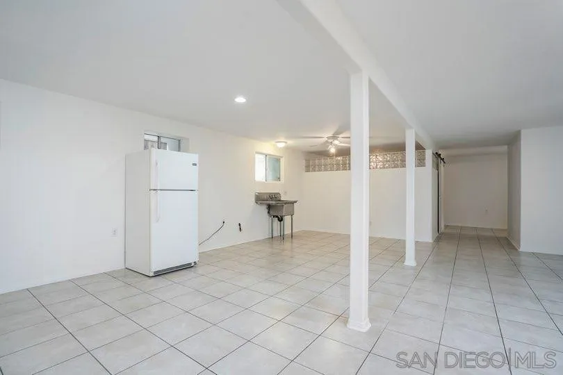 https://cdn.realtyfeed.com/cdn/127/260023159/1f3362b99394cd39b222316f4d19f3f6.webp