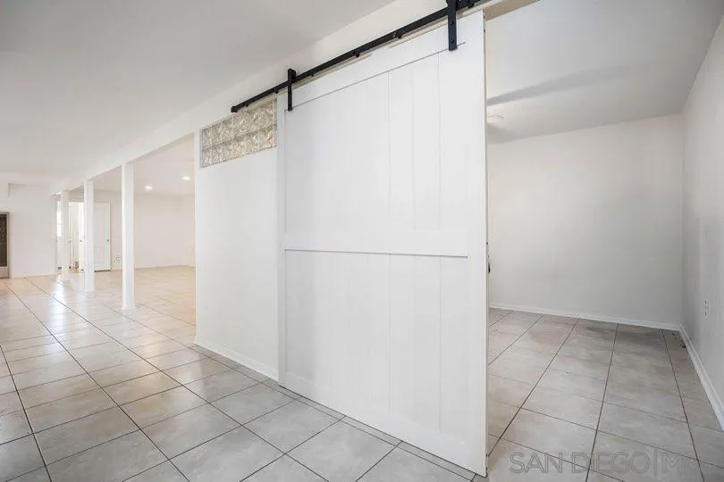 https://cdn.realtyfeed.com/cdn/127/260023159/26beb0318b5cf99308412a06509e9456.webp