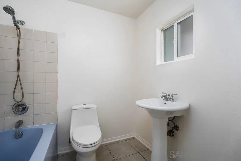 https://cdn.realtyfeed.com/cdn/127/260023159/3bbc08b0a22b4cab1786714a1553d3a2.webp