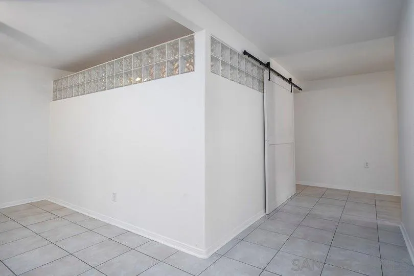 https://cdn.realtyfeed.com/cdn/127/260023159/52468d8610cf76d91cdc98808aa76bc2.webp