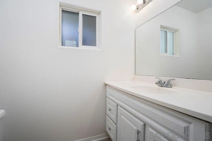 https://cdn.realtyfeed.com/cdn/127/260023159/8026e5429e628d48f9007f1946dc7b34.webp