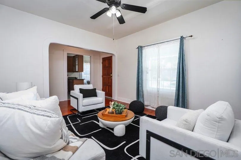 https://cdn.realtyfeed.com/cdn/127/260023159/e3505a73499a5c16cb9a904e36b6850b.webp