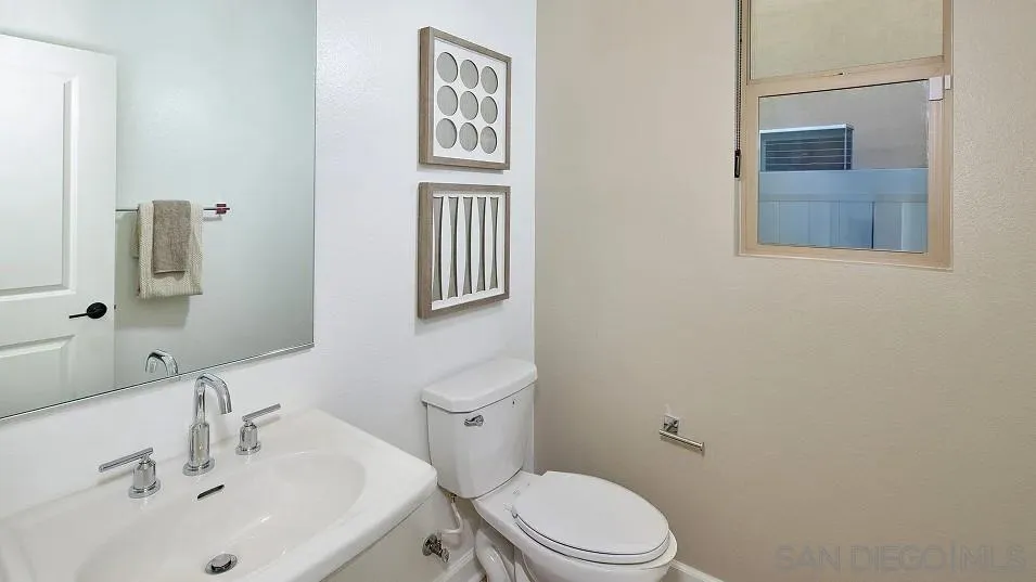 https://cdn.realtyfeed.com/cdn/127/260023166/d219df79a5e558993cc7d5146e738b59.webp