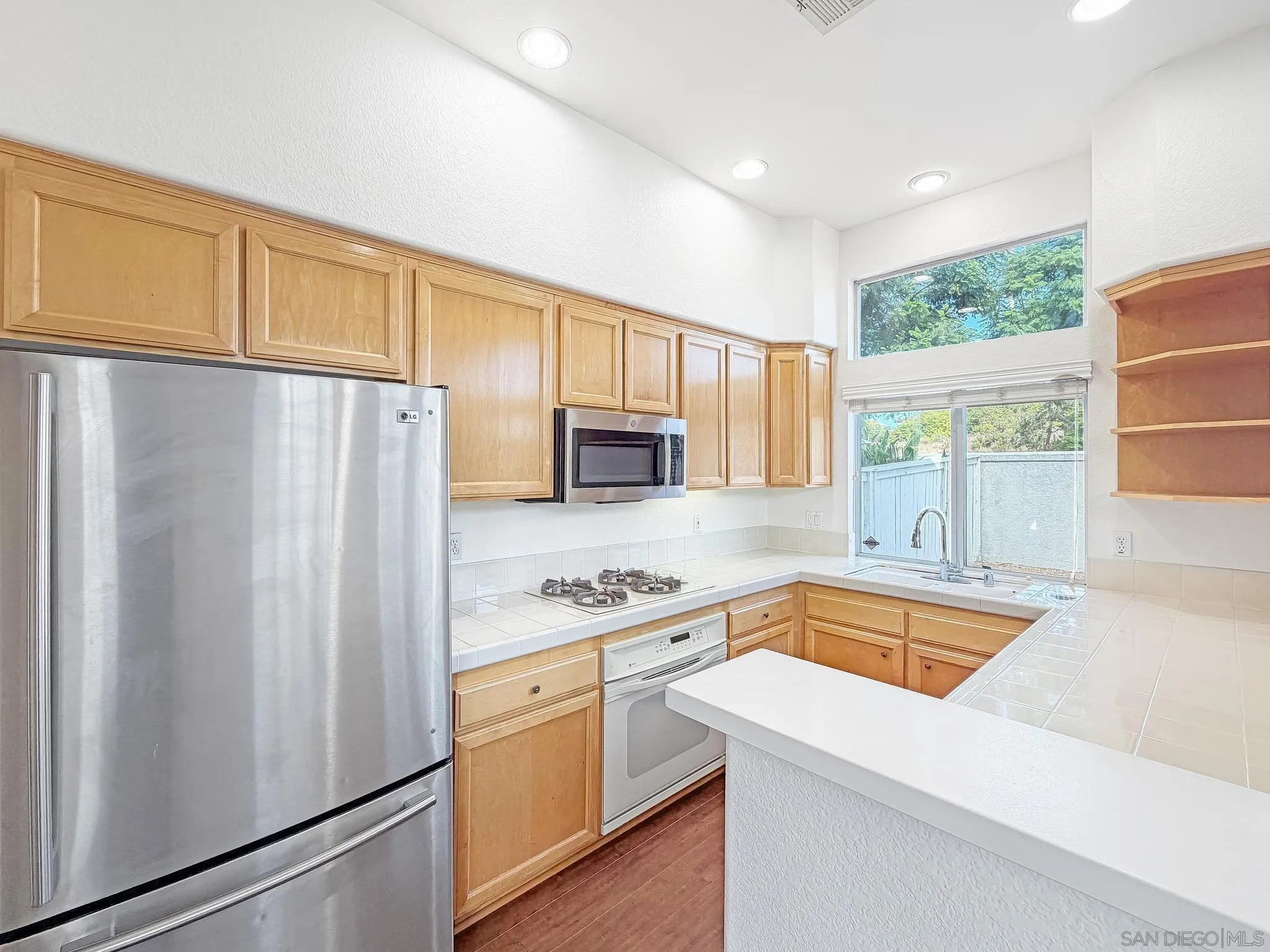 https://cdn.realtyfeed.com/cdn/127/260023170/2755928d1152a53906b21a12e22d7078.webp