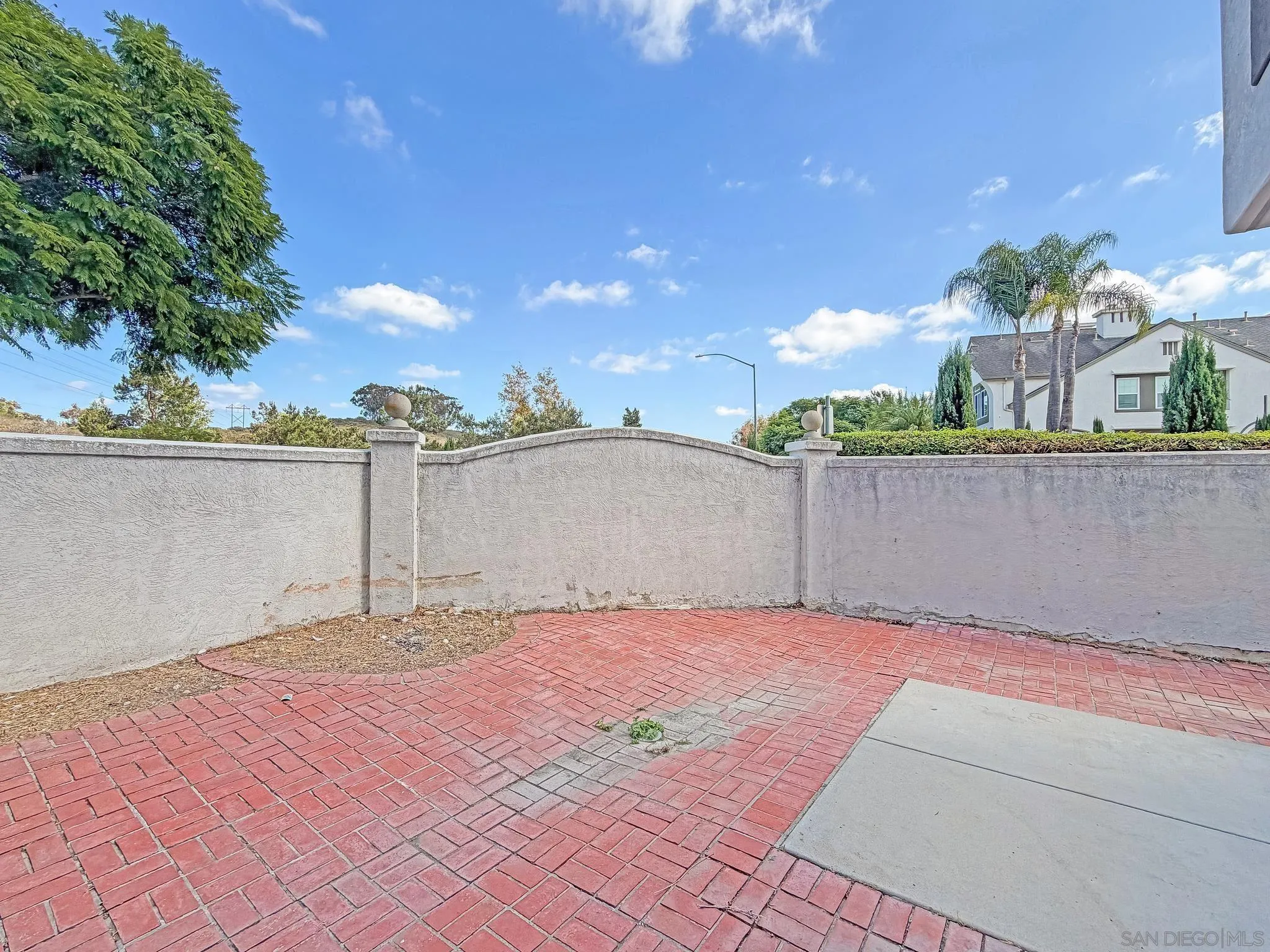 https://cdn.realtyfeed.com/cdn/127/260023170/d28dbe8fbe2f75ab278a5245bae62f6c.webp