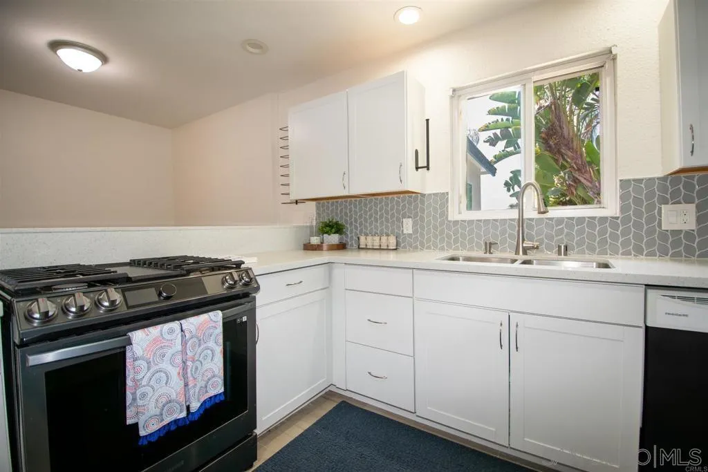 2821 Macdonald, Oceanside, CA 92054 - Photo 5 of 56, Oceanside, CA