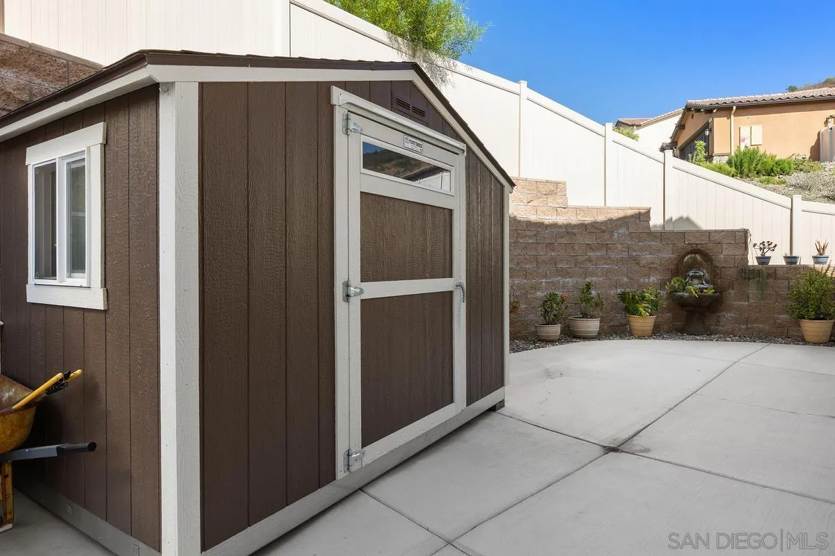 https://cdn.realtyfeed.com/cdn/127/260023174/6cf7b5ffb7bf98e3d8334b14dde902b5.webp