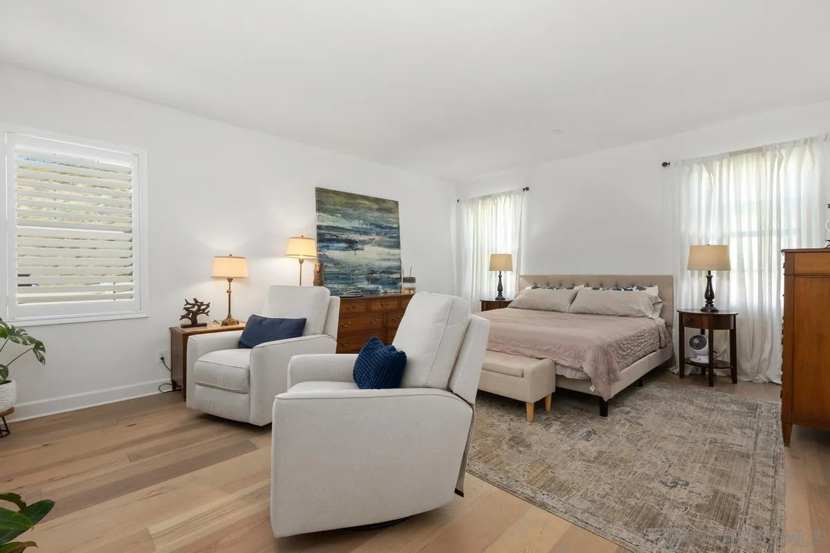 https://cdn.realtyfeed.com/cdn/127/260023174/d8cea1f72de51fb199134d41ef50f478.webp