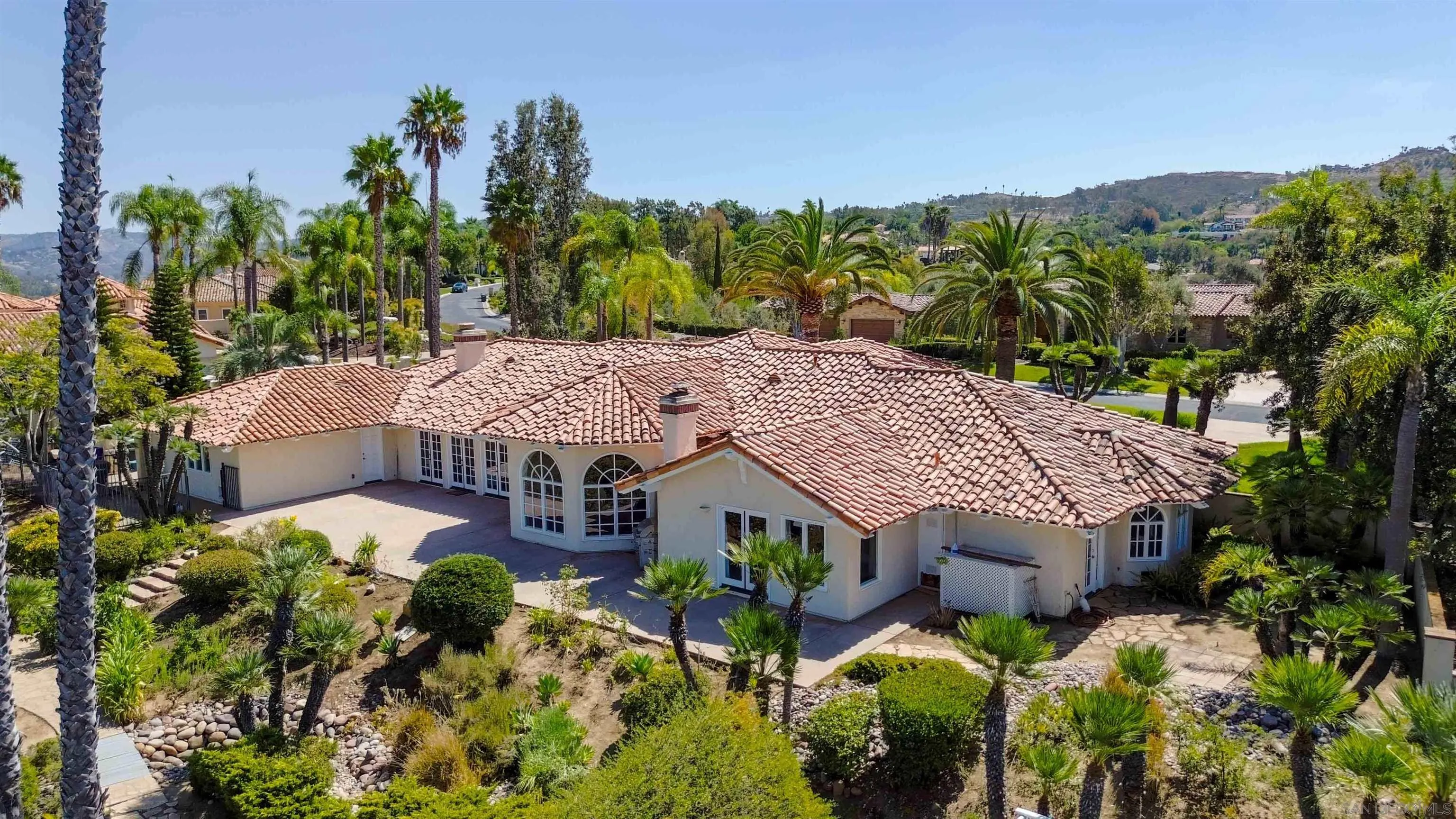 https://cdn.realtyfeed.com/cdn/127/260023177/747a7ab7a57e205c5005e0c9ea020713.webp