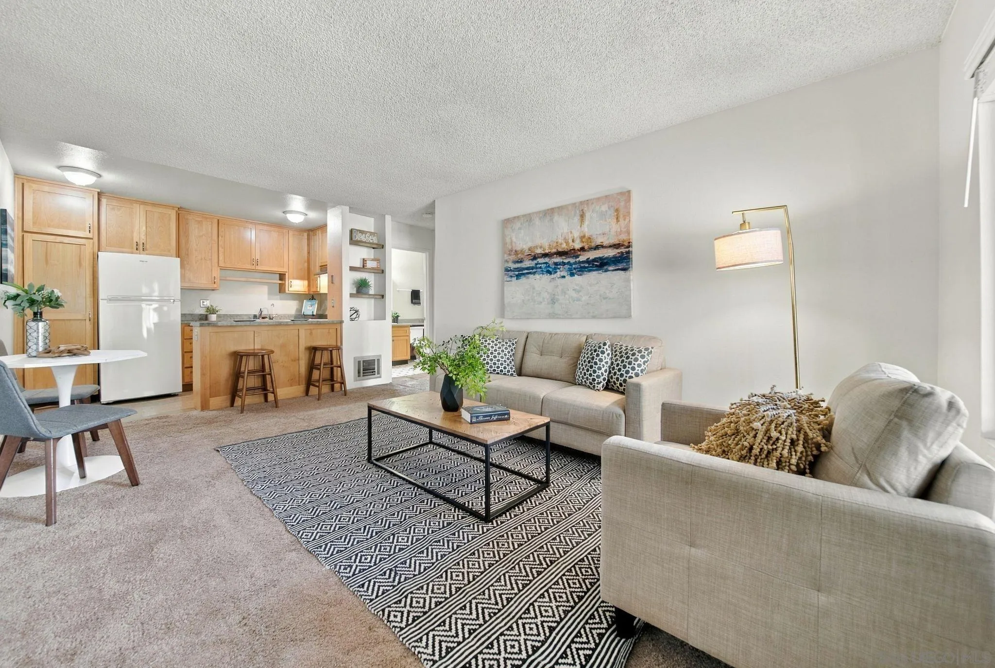 https://cdn.realtyfeed.com/cdn/127/260023179/170769d078b46ce7f3b4d0698e621b4e.webp