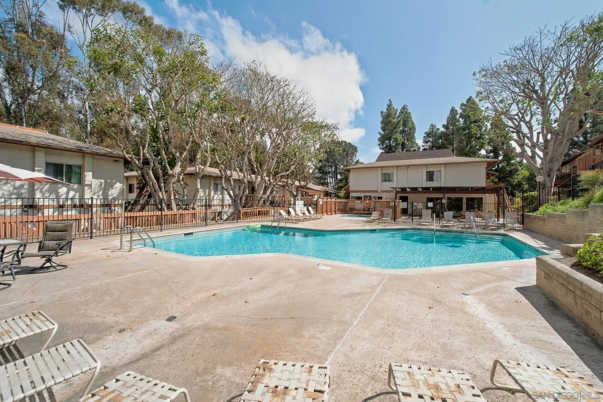 https://cdn.realtyfeed.com/cdn/127/260023179/9713bba786ea02a621a98df8f1cb78cb.webp