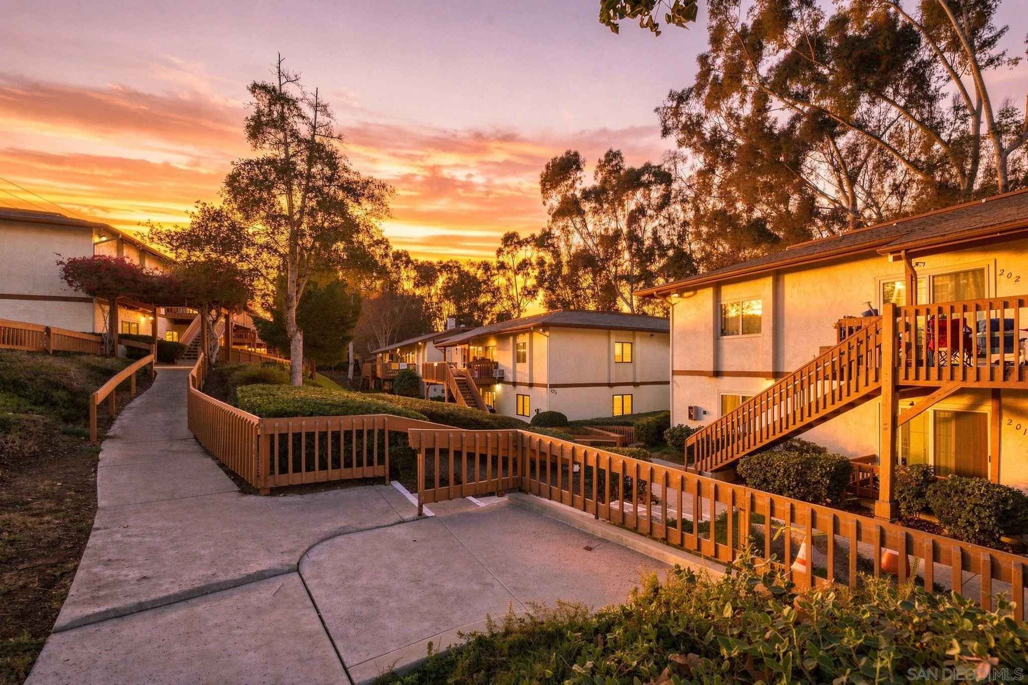 6394 Rancho Mission Rd Unit 121, San Diego, CA 92108 - Photo 3 of 20, San Diego, CA