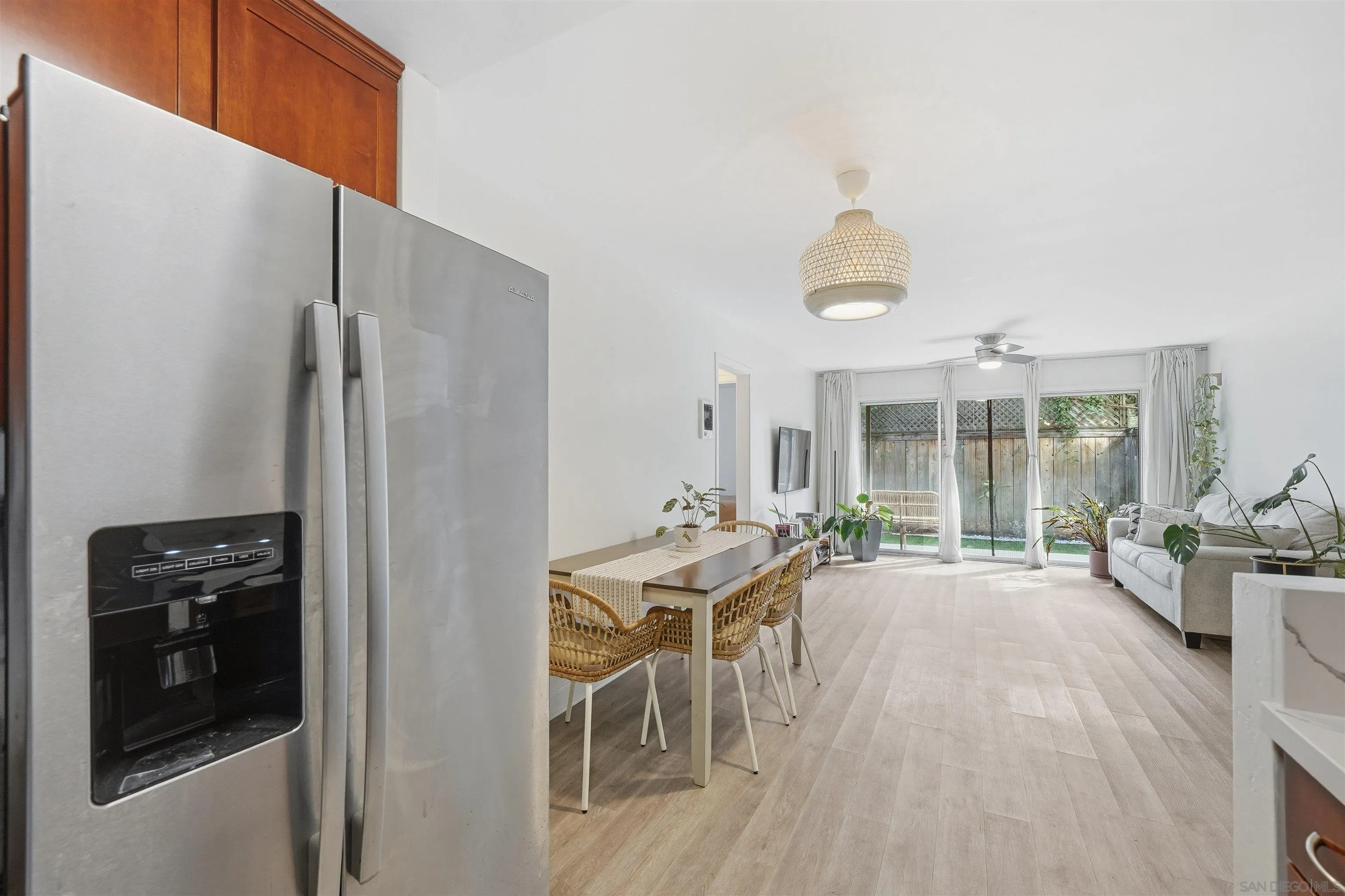 https://cdn.realtyfeed.com/cdn/127/260023185/e6d68ace26ff6fd031c635e80e27e7e5.webp