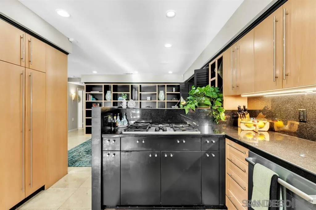 https://cdn.realtyfeed.com/cdn/127/260023187/0b023698dd4c47c75e694eb3dea478d3.webp