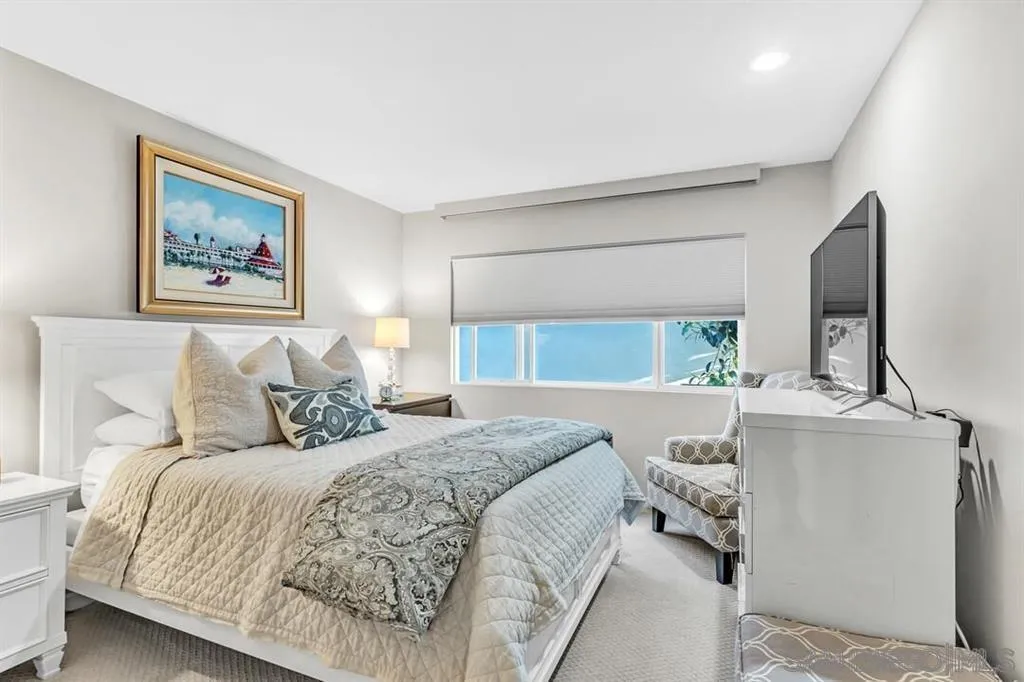 https://cdn.realtyfeed.com/cdn/127/260023187/1c51f81768e4ddb47d566862016ea9b1.webp