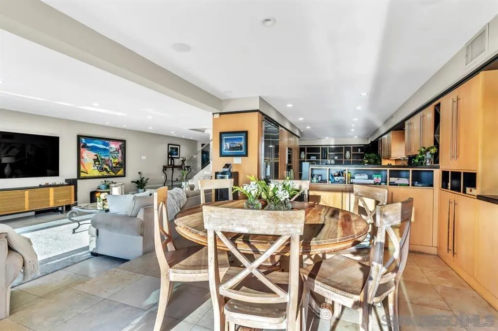 https://cdn.realtyfeed.com/cdn/127/260023187/2f60f7e59932b4a286ed9eeb3ef48c5f.webp