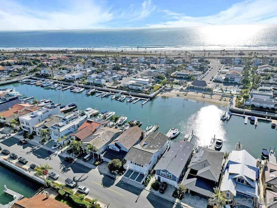 https://cdn.realtyfeed.com/cdn/127/260023187/71a06d7c6ec37b5b7a8418edd8138dd6.webp