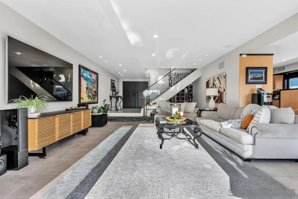https://cdn.realtyfeed.com/cdn/127/260023187/7a2a3d729cfe1c1646b32e6c09a1ce95.webp