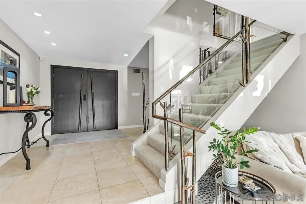 https://cdn.realtyfeed.com/cdn/127/260023187/7fe40ff053ae51ce619c81a3c8ad964d.webp