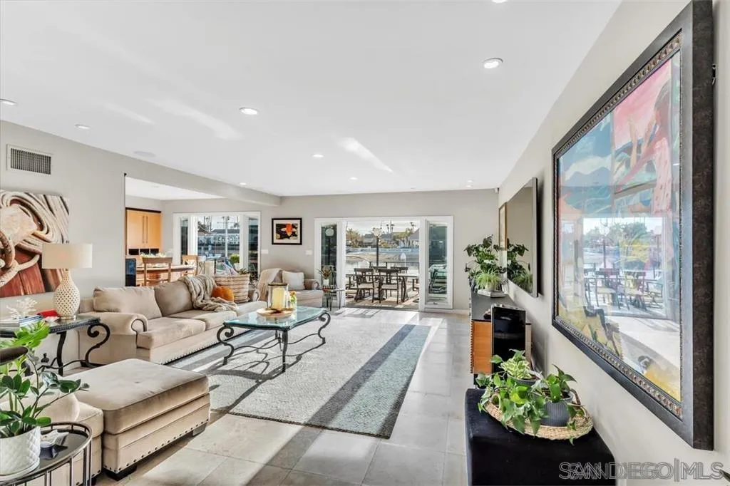 https://cdn.realtyfeed.com/cdn/127/260023187/c2317dd66f67870c2cadc1f3ef860aa1.webp